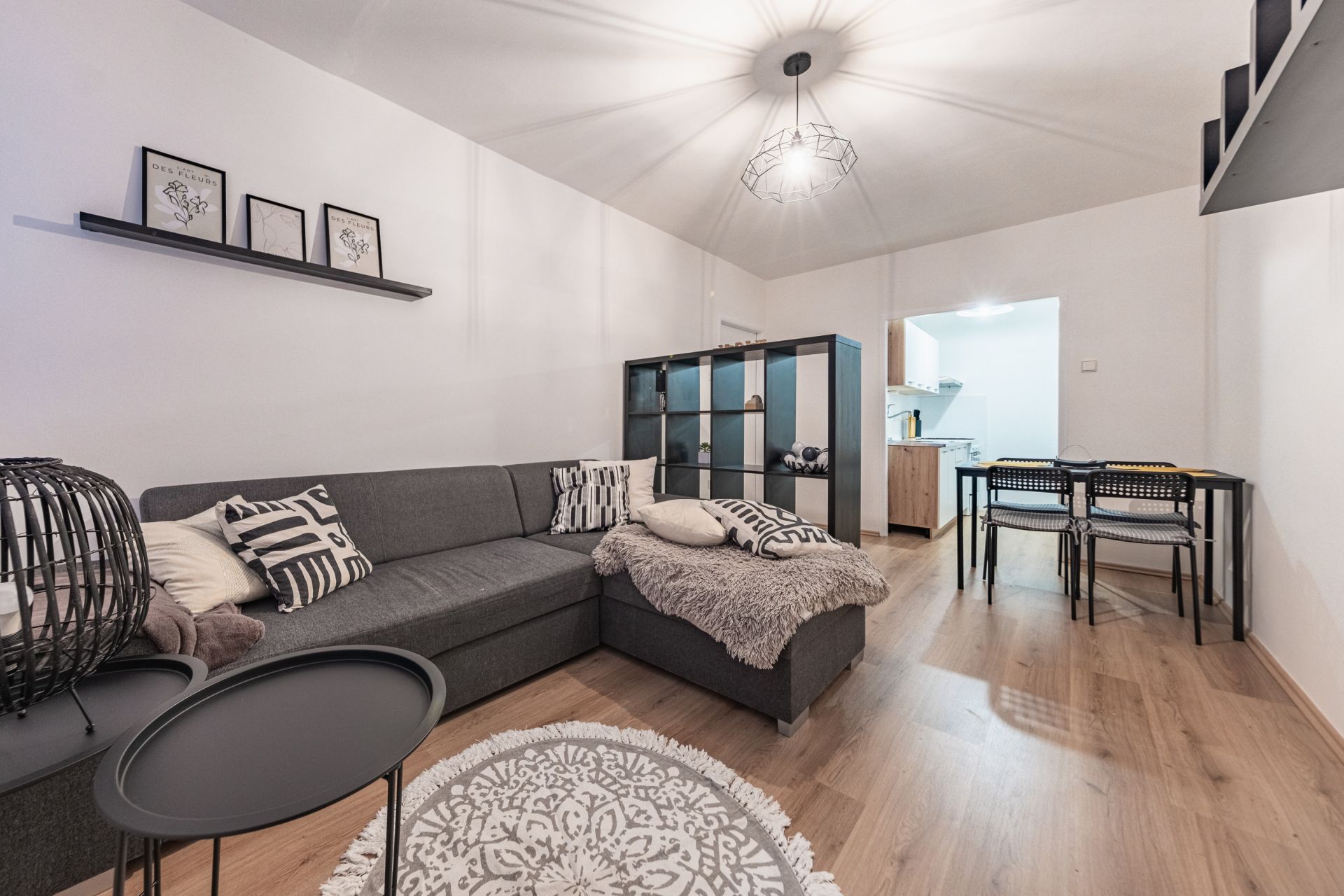 Pronájem 2+kk v Praze - Hájích, 43 m2